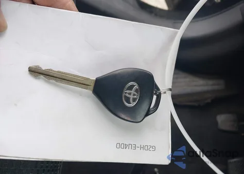 2013 Toyota Corolla S из США, поврежденный, VIN 2T1BU4EE3DC026709